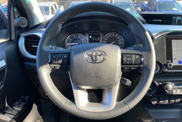 TOYOTA HILUX 2.4 D4-D 150 BVA LEGENDE 4PL