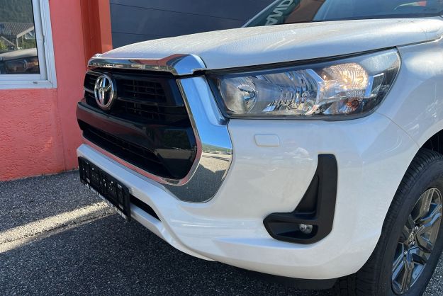 TOYOTA HILUX 2.4 D4-D 150 BVA LEGENDE 4PL