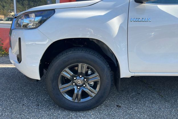 TOYOTA HILUX 2.4 D4-D 150 BVA LEGENDE 4PL