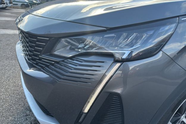 PEUGEOT 5008 BLUEHDI 130 EAT8 ALLURE PACK