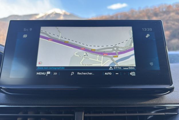 PEUGEOT 5008 BLUEHDI 130 EAT8 ALLURE PACK