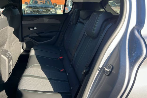 PEUGEOT 308 1.5 HDI 130 EAT8 ALLURE PLUS