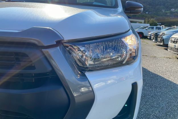TOYOTA HILUX 2.4 D4-D 150 LECAP PK DRIVE 4PL