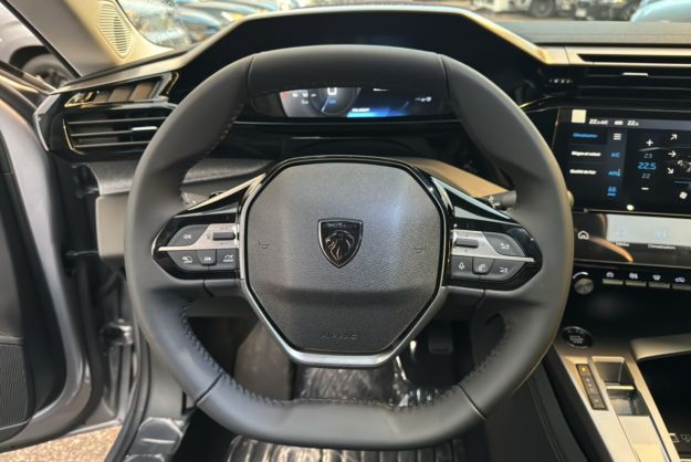 PEUGEOT 308 1.5 HDI 130 EAT8 ALLURE PLUS