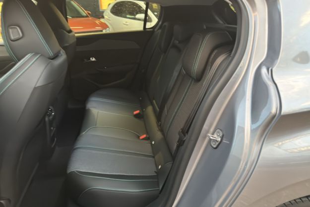 PEUGEOT 308 1.5 HDI 130 EAT8 ALLURE PLUS