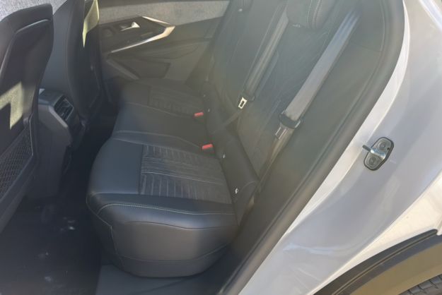PEUGEOT 3008 HYBRID 136 E-DCS6 GT PLUS T.O