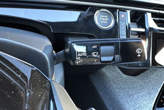 PEUGEOT 3008 HYBRID 136 E-DCS6 GT PLUS T.O