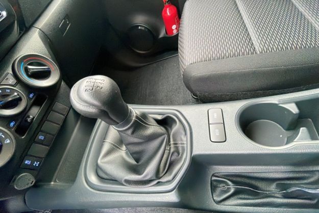 TOYOTA HILUX 2.4 D4-D 150 LECAP X-TRA DRIVE