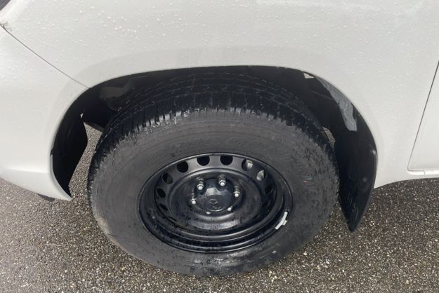 TOYOTA HILUX 2.4 D4-D 150 LECAP X-TRA DRIVE