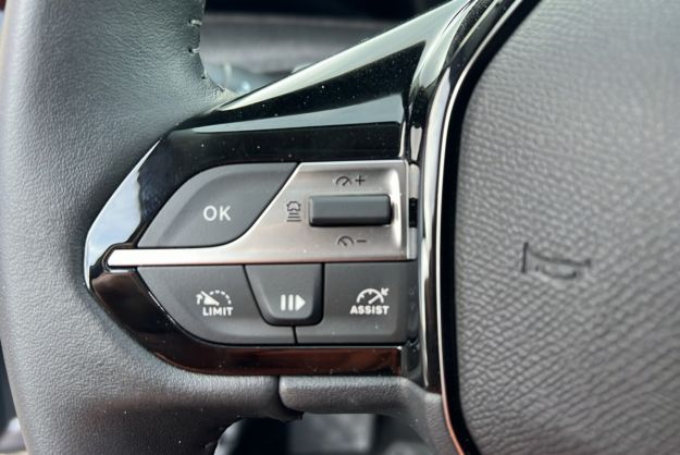 PEUGEOT 308 SW BLUEHDI 130CH EAT8 ALLURE