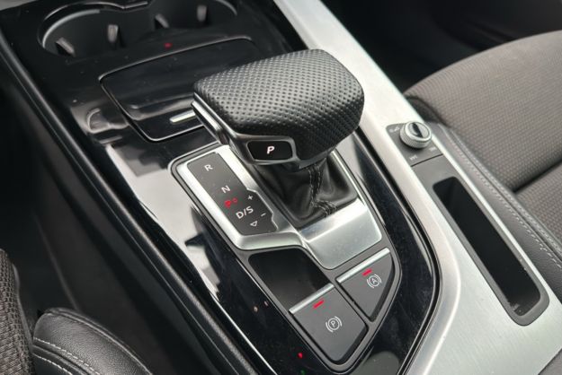 AUDI A4 TFSI 150 S LINE S-TRONIC T.O