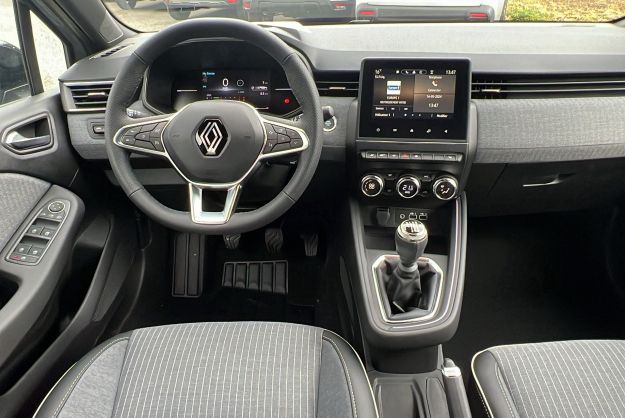 RENAULT CLIO V FACELIFT TCE 90 TECHNO