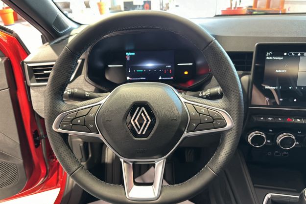 RENAULT CLIO V FACELIFT TCE 90 TECHNO