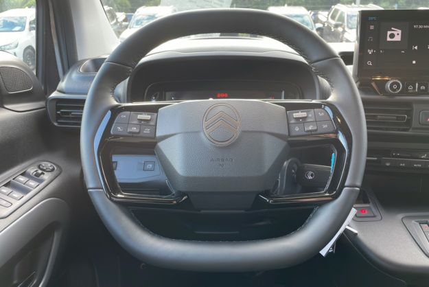 CITROEN BERLINGO BLUEHDI 130 EAT8 MAX