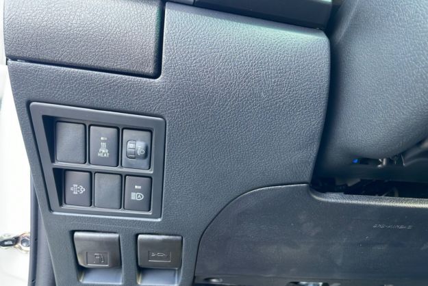 TOYOTA HILUX 2.4 D4-D 150 BVA LEGENDE XTRA