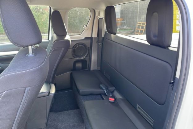 TOYOTA HILUX 2.4 D4-D 150 BVA LEGENDE XTRA
