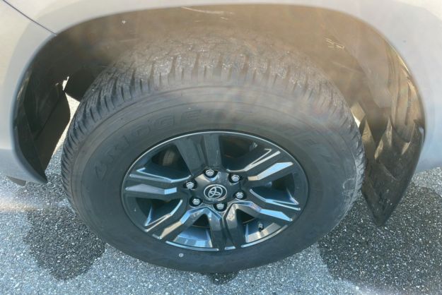 TOYOTA HILUX 2.4 D4-D 150 BVA LEGENDE 5PL