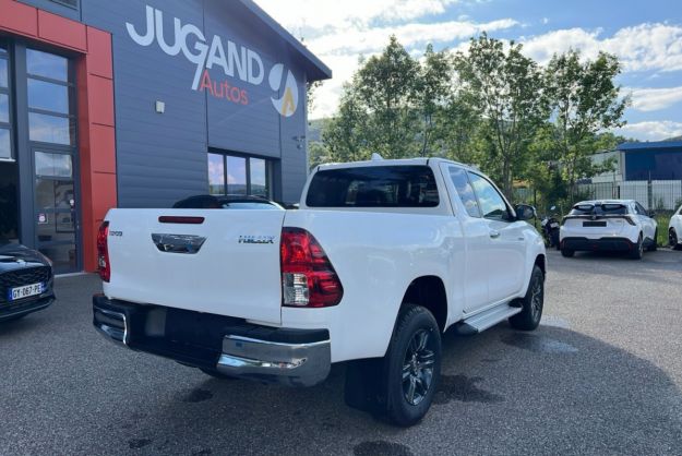 TOYOTA HILUX 2.8 D4-D 204 LEGENDE X-TRA