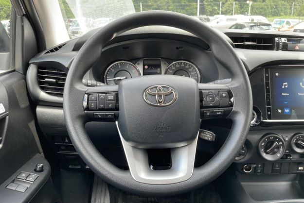 TOYOTA HILUX 2.8 204 X-TRA CAB LE CAP MY25
