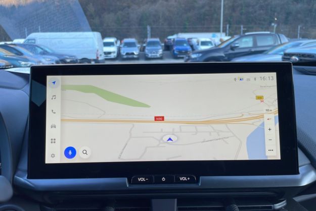 TOYOTA C-HR 1.8 HYBRID 140 DESIGN GPS