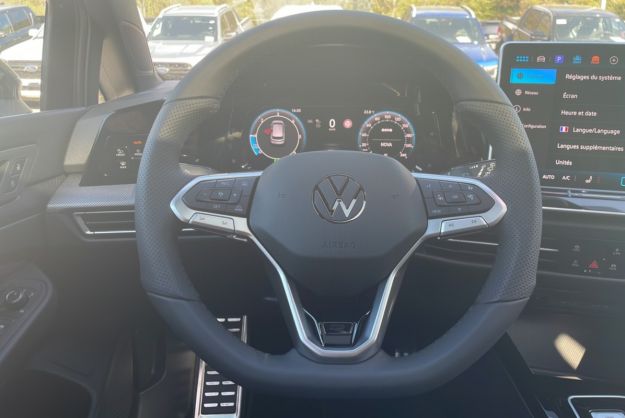 VOLKSWAGEN GOLF TDI 150 DSG R-LINE T.O