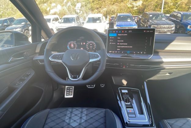 VOLKSWAGEN GOLF TDI 150 DSG R-LINE T.O