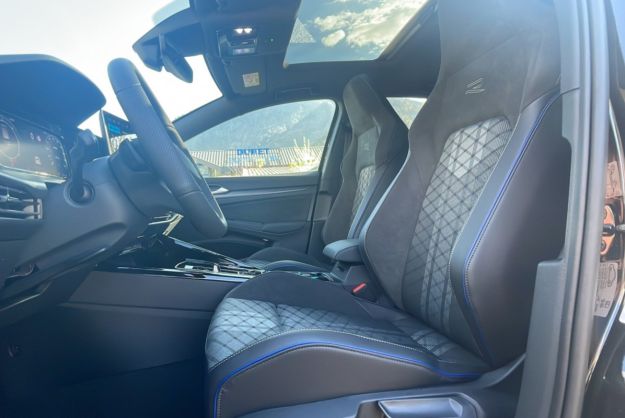 VOLKSWAGEN GOLF TDI 150 DSG R-LINE T.O
