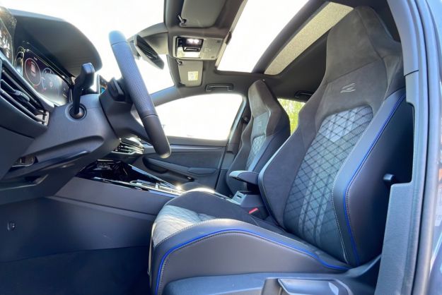 VOLKSWAGEN GOLF TDI 150 DSG R-LINE T.O
