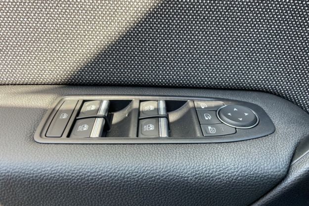 RENAULT SYMBIOZ E-TECH HYBRIDE 145 TECHNO