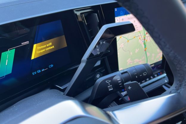 RENAULT AUSTRAL E-TECH 200 TECHNO PLUS