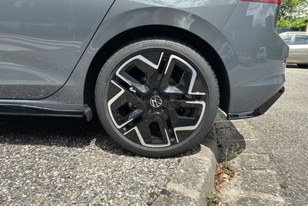 VOLKSWAGEN GOLF TDI 150 DSG R-LINE T.O