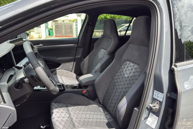 VOLKSWAGEN GOLF TDI 150 DSG R-LINE T.O