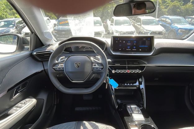 PEUGEOT 208 HYBRID 110 E-DSC6 ALLURE PLUS