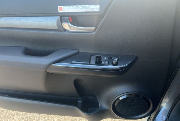 TOYOTA HILUX X-TRA D-4D 204 BVA INVINCIBLE