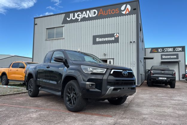 TOYOTA HILUX X-TRA D-4D 204 BVA INVINCIBLE