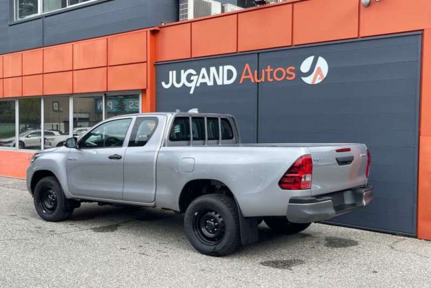 TOYOTA HILUX 2.8 204 X-TRA CAB LE CAP MY25