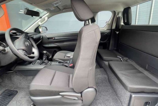 TOYOTA HILUX 2.8 204 X-TRA CAB LE CAP MY25