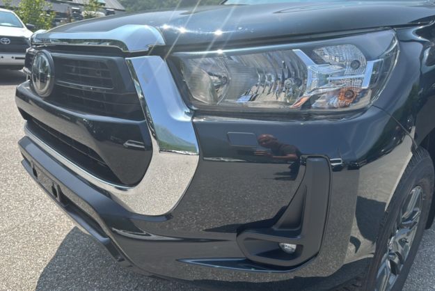 TOYOTA HILUX 2.8 D4-D 204 LEGENDE X-TRA