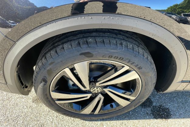 VOLKSWAGEN T-ROC TSI 150 DSG7 R-LINE