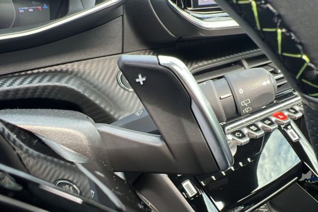 PEUGEOT 2008 HYBRID 145 E-DSC6 GT VISION T.O