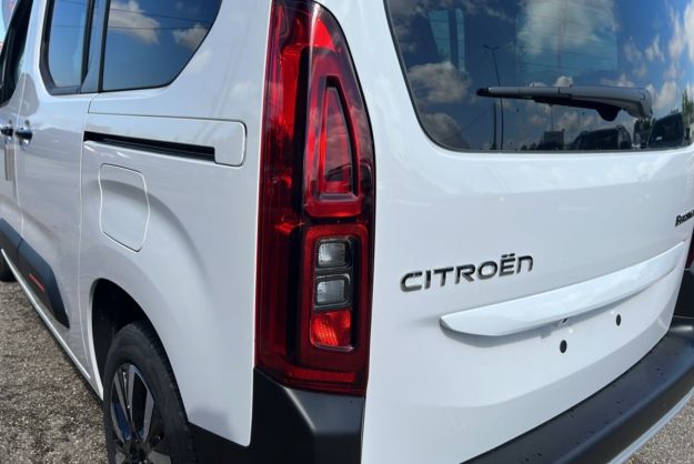 CITROEN BERLINGO HDI 130 EAT8 MAX TPANO XTR