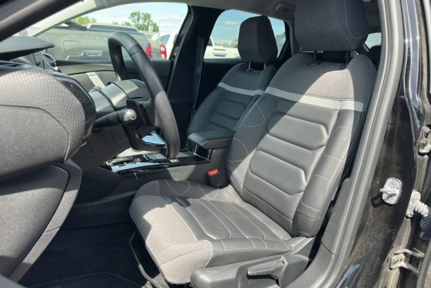 CITROEN C4 HDI 130 EAT8 SHINE PLUS