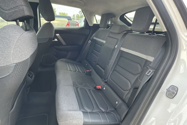 CITROEN C4 HDI 130 EAT8 SHINE PLUS