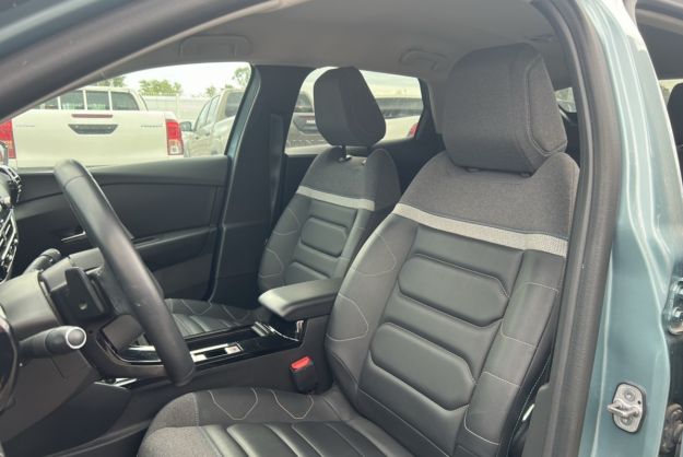 CITROEN C4 HDI 130 EAT8 SHINE PLUS