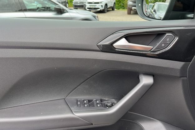VOLKSWAGEN T-CROSS TSI 116 DSG7 EDITION PLUS