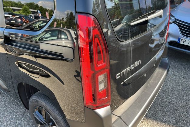 CITROEN BERLINGO HDI 130 EAT8 PLUS 0 MALUS