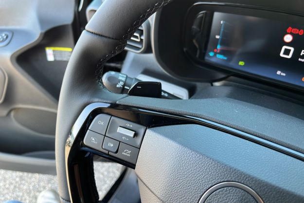 CITROEN BERLINGO HDI 130 EAT8 PLUS 0 MALUS