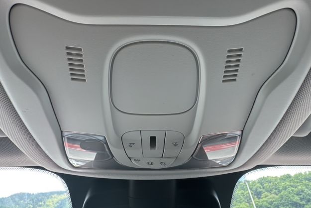 JEEP RENEGADE 1.4 T 140 BVA LONGITUDE