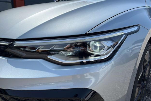 VOLKSWAGEN GOLF TDI 150 DSG R-LINE T.O