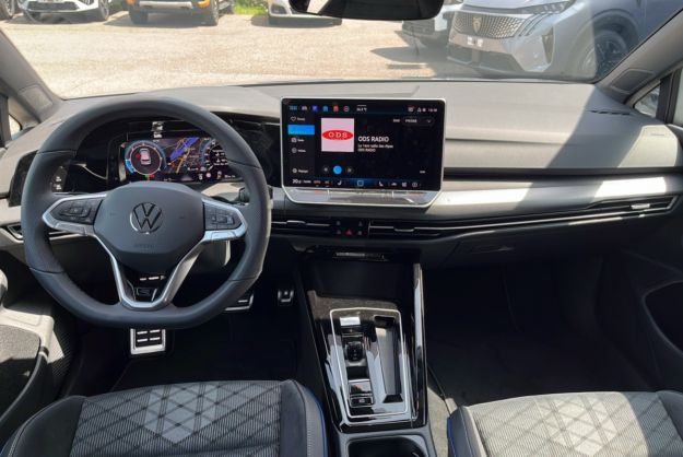VOLKSWAGEN GOLF TDI 150 DSG R-LINE T.O